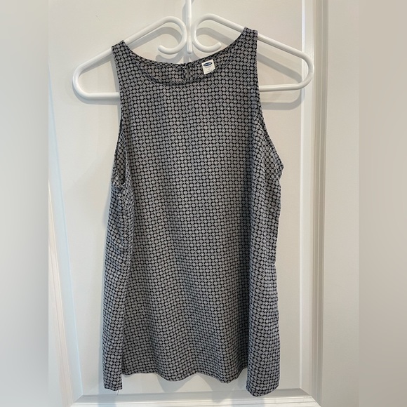 Old navy blouse tank top - Picture 1 of 4